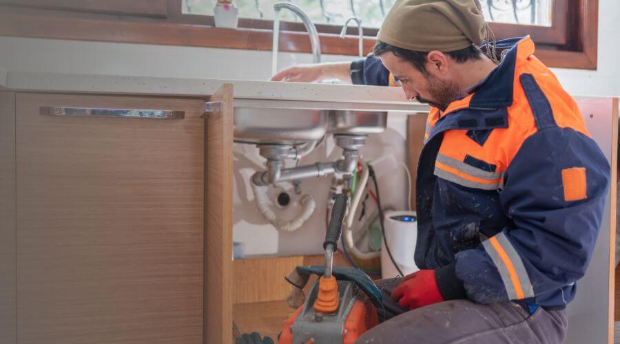 Professional expert plumbing services in Nauvoo, IL